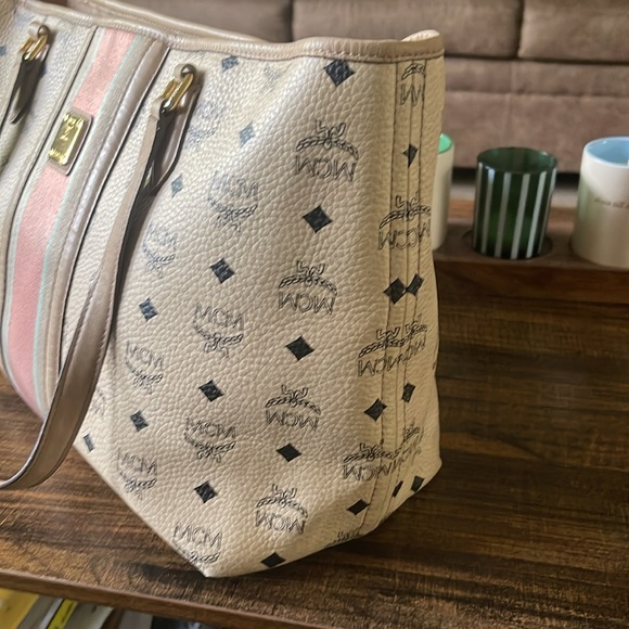 MCM Visetos in Beige and Pink Women's Tote Bag - Picture 3 of 12